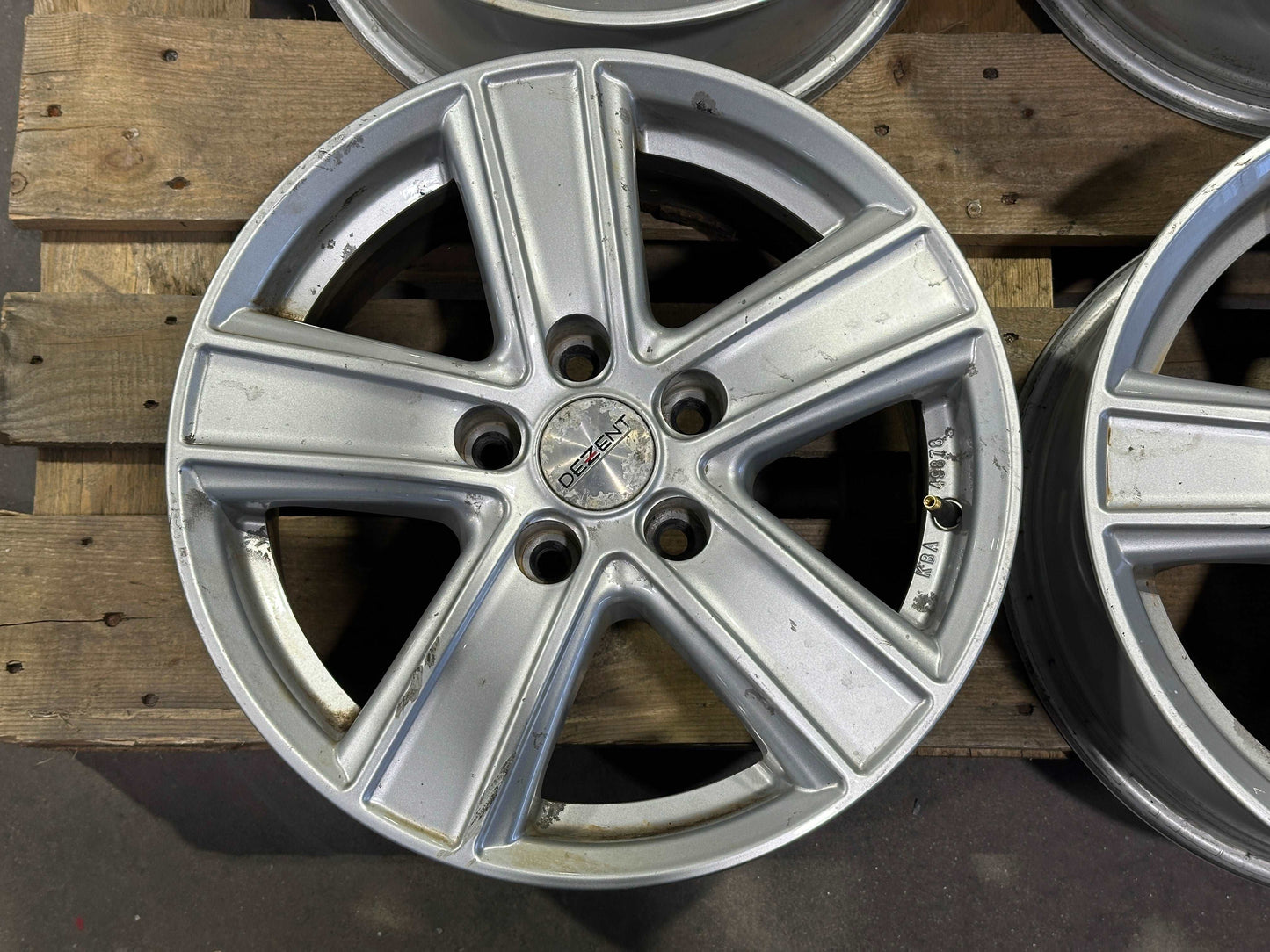 Dezent 16” - 5x114.3