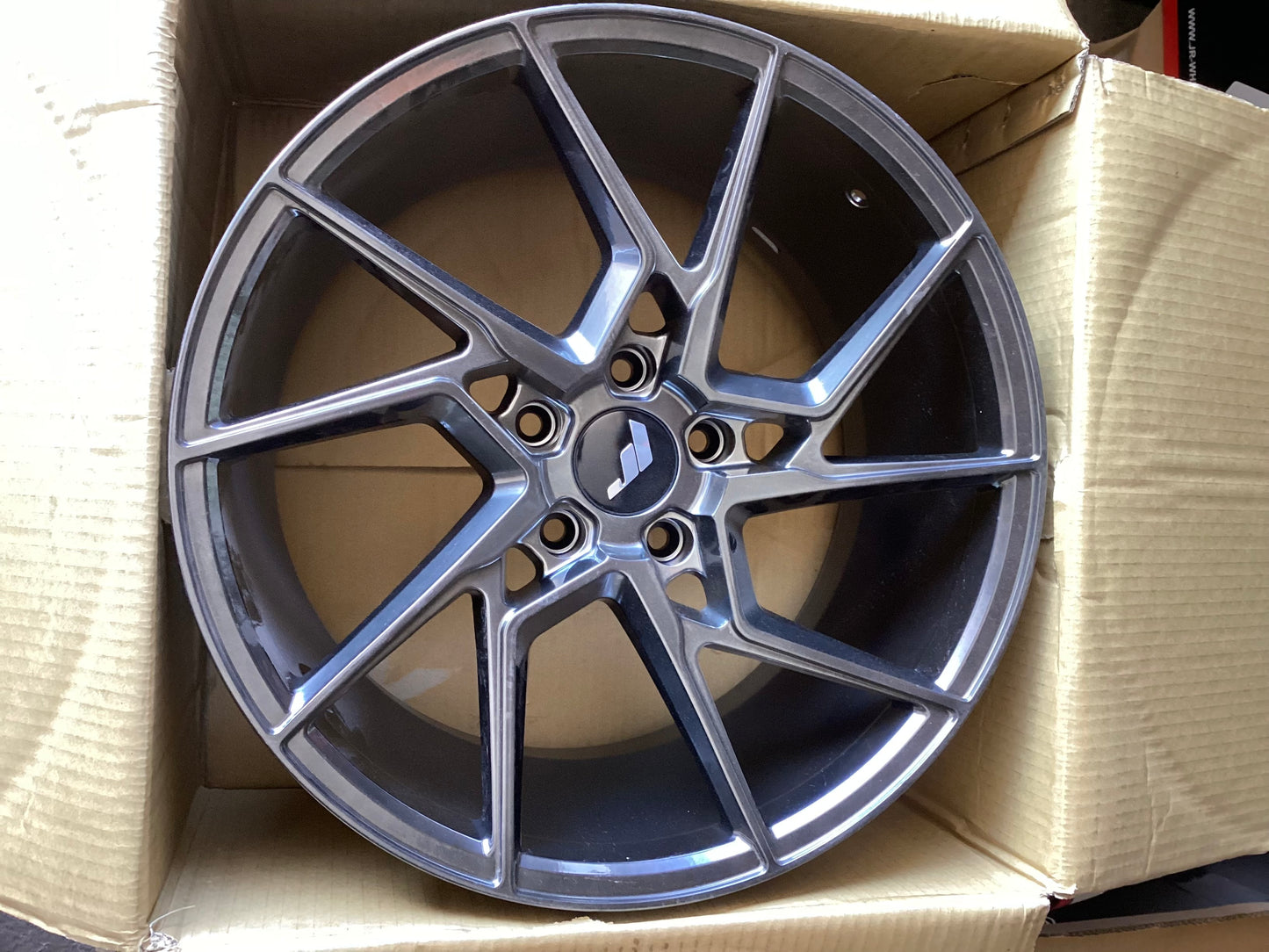 19” Japan Racing JR33 - 5x120