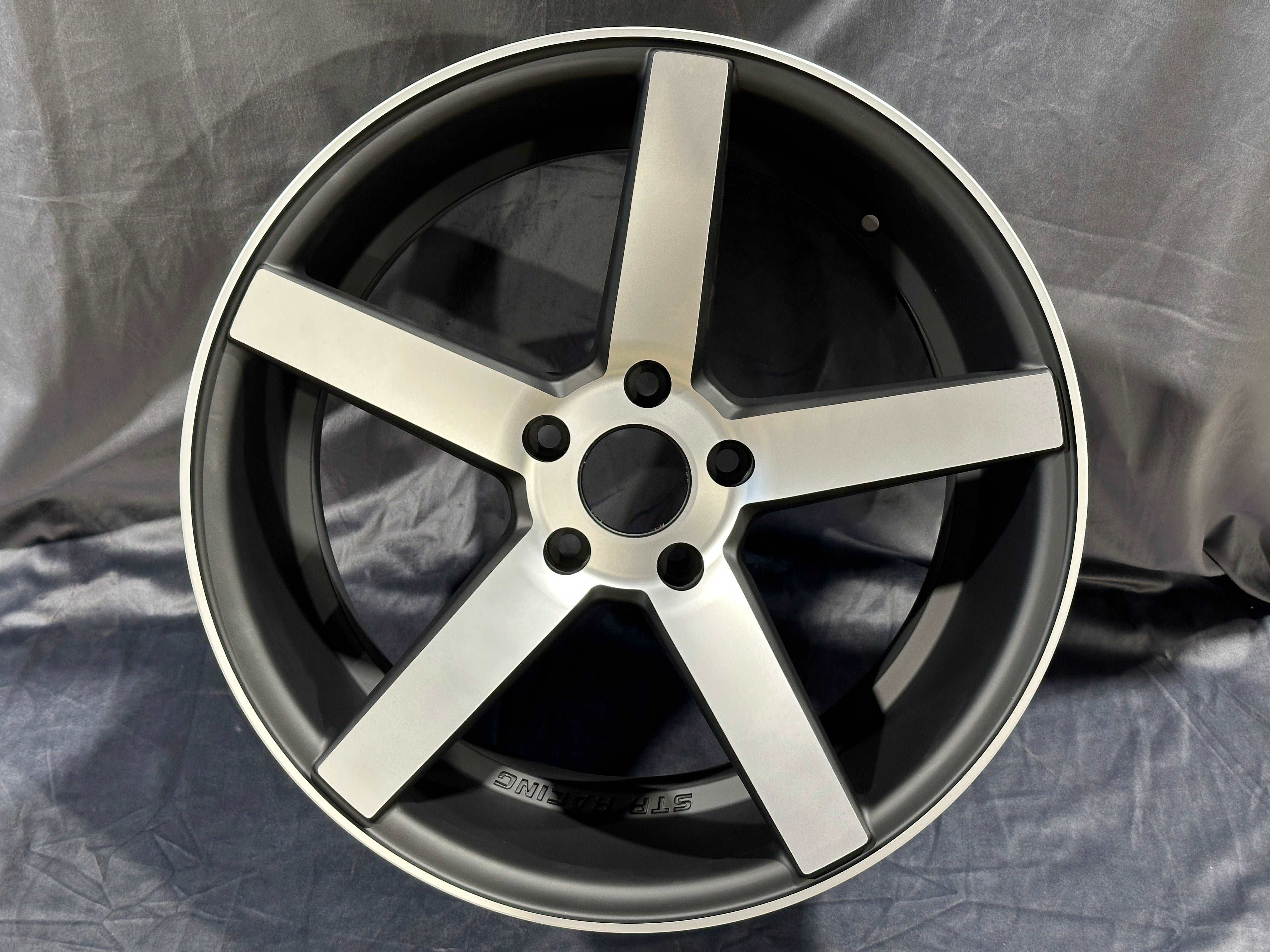 19” WZ55S Black/Diamond Cut Matte - 5x120