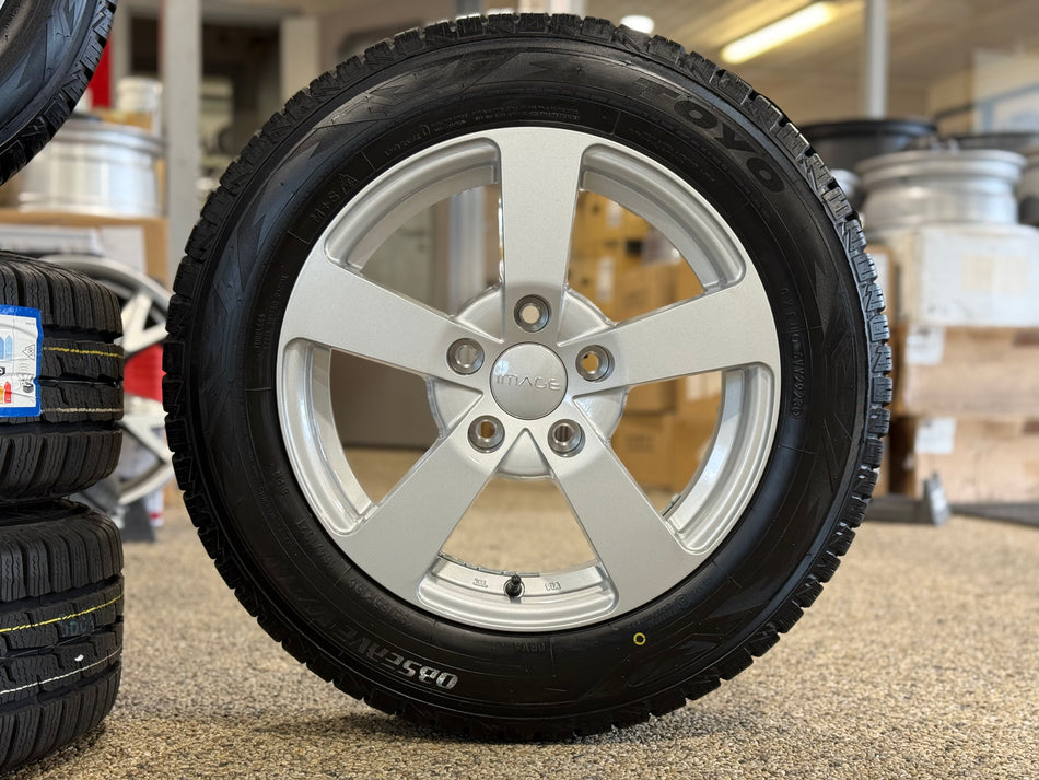 Image Delta 16x7" 5x120 ET35 CB 72,6 (Navring 65.1) Toyo Tires Observe Van 195/65R16C 104/102T 8PR C-Däck