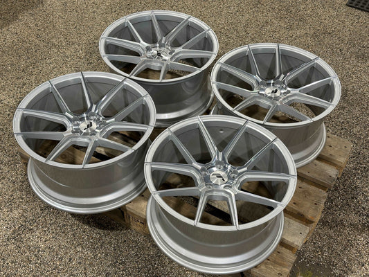 19” Japan Racing JR30 Silver - 5x112