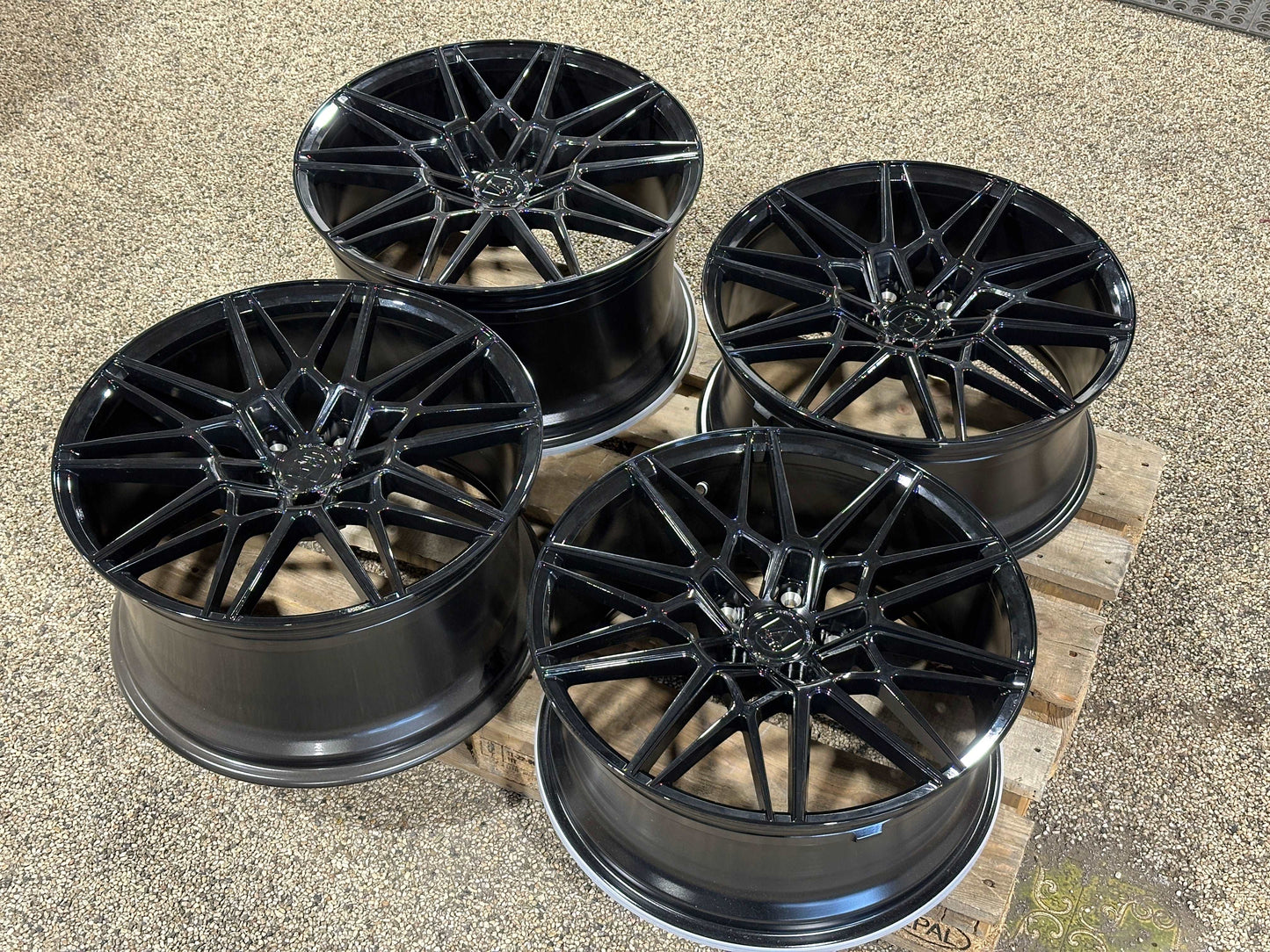 20” AXE CF1-F - 5x130 Porsche