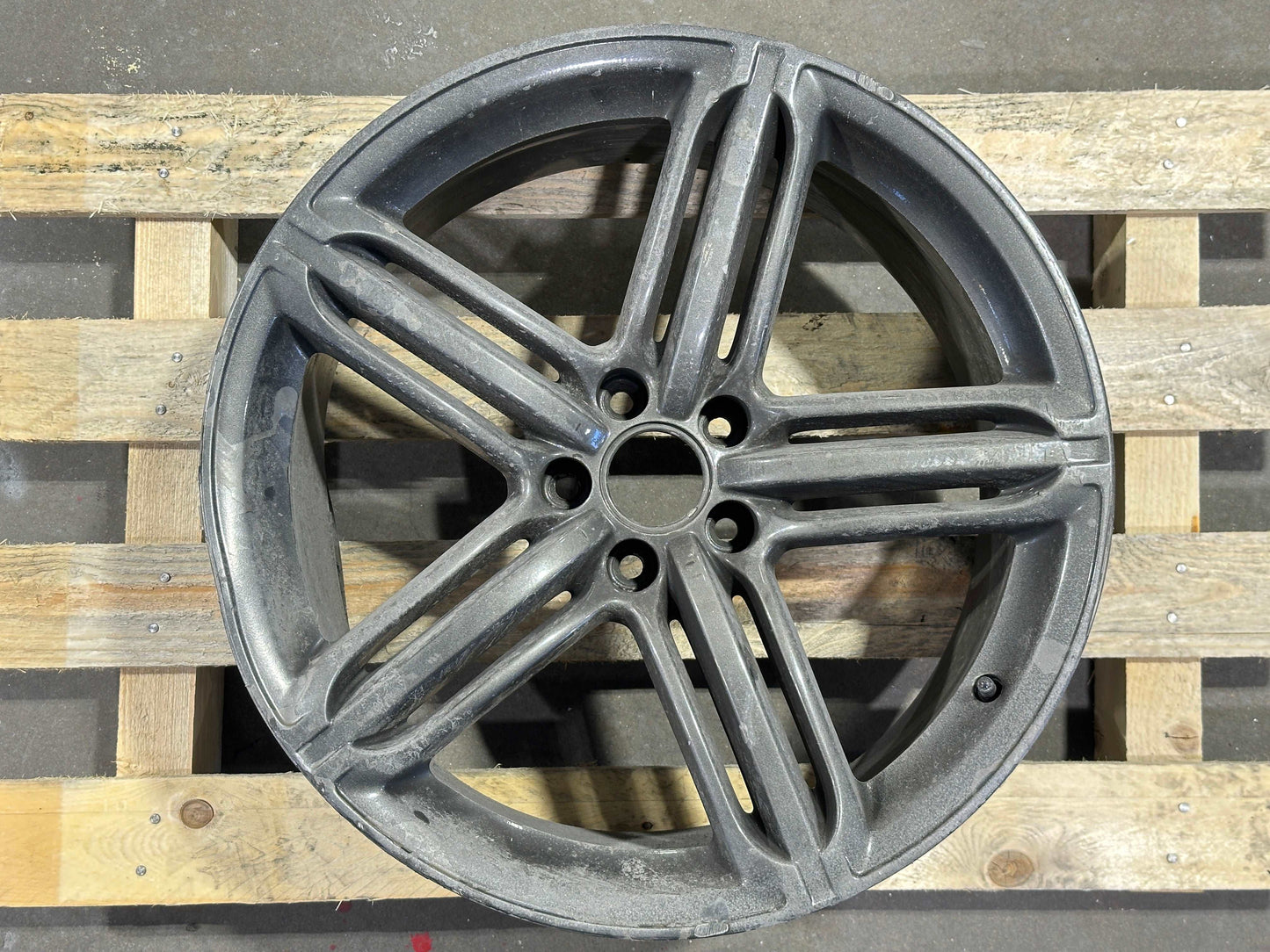 Audi Original 20” 5 Segment Three Spoke - 4H0601025T