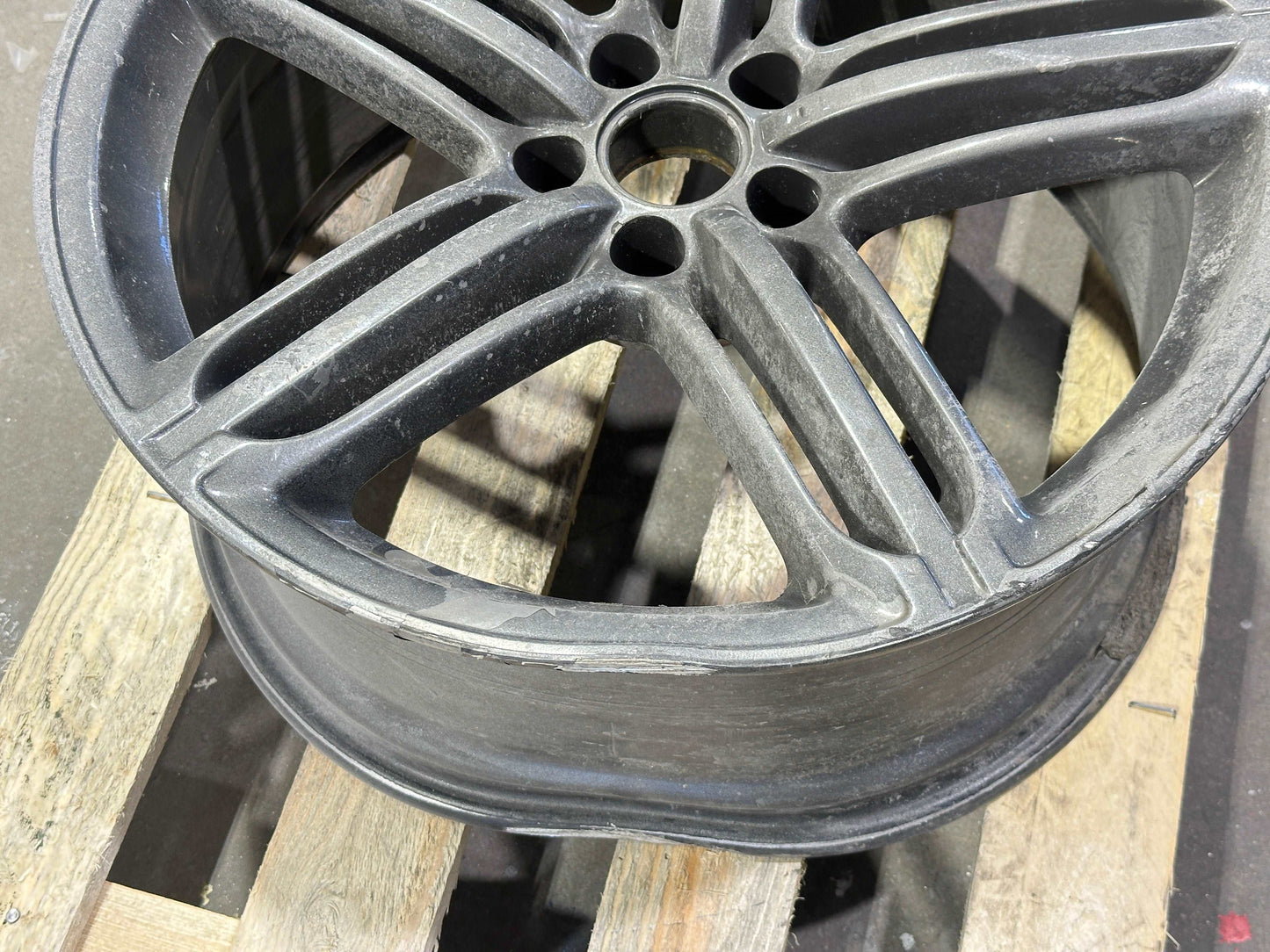 Audi Original 20” 5 Segment Three Spoke - 4H0601025T