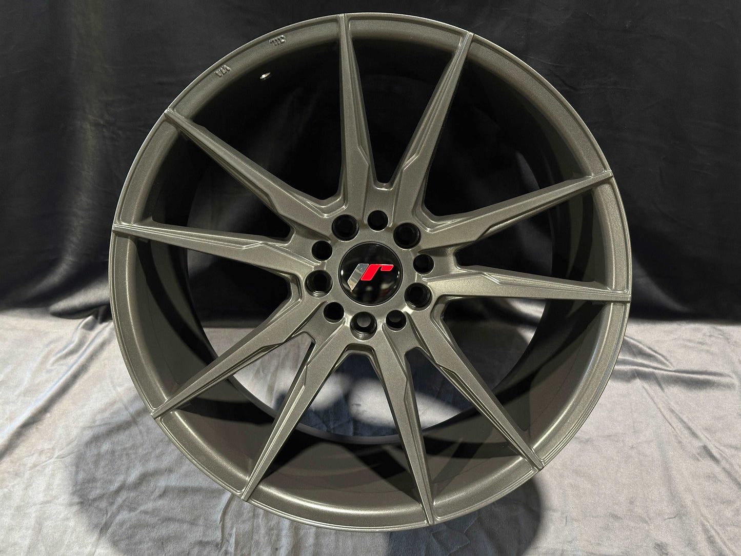 19" Japan Racing JR21 Grey Matte - 5x112 / 5x114.3