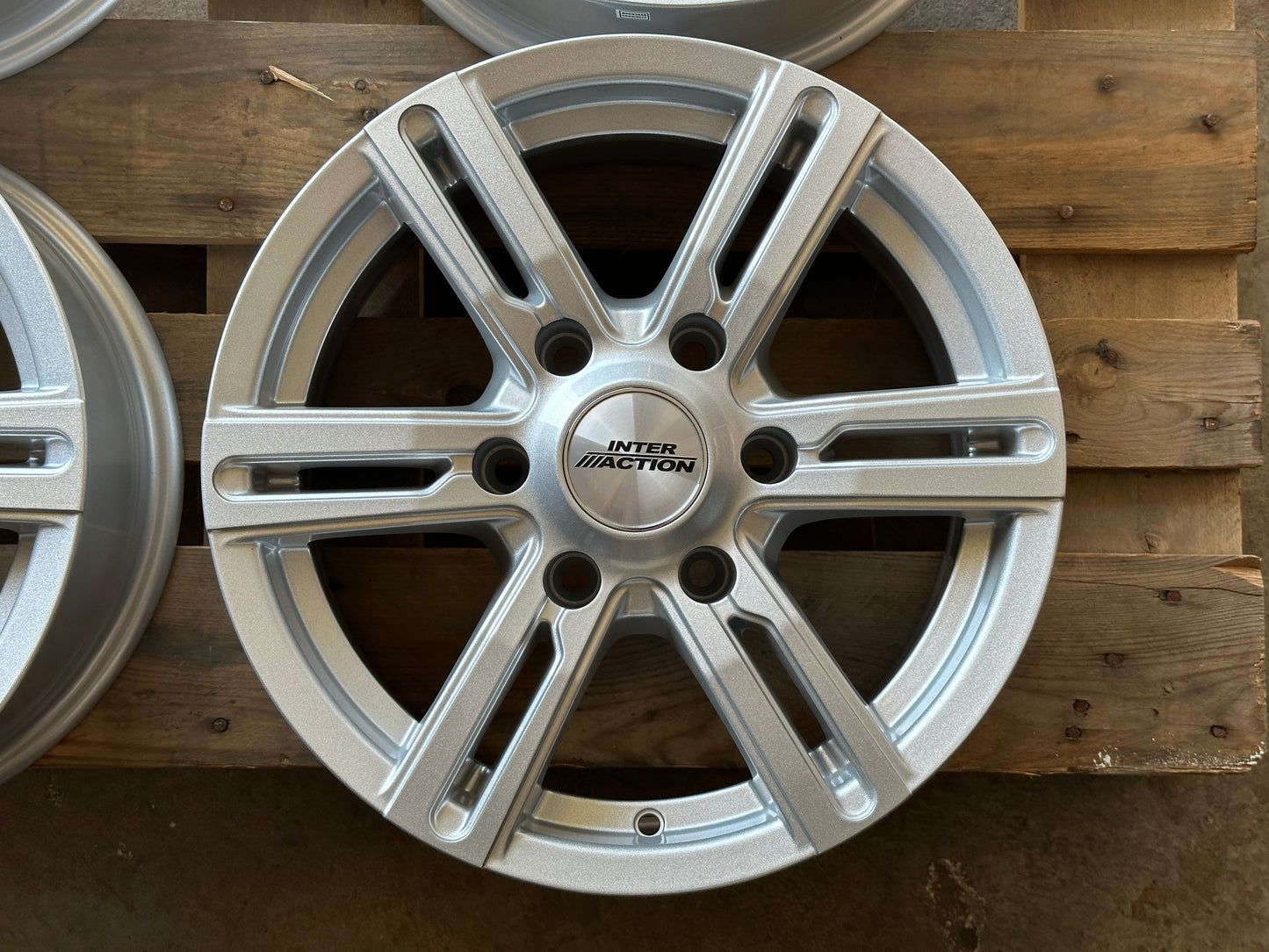 16” Interaction Kargin 6 Spoke - 6x139.7