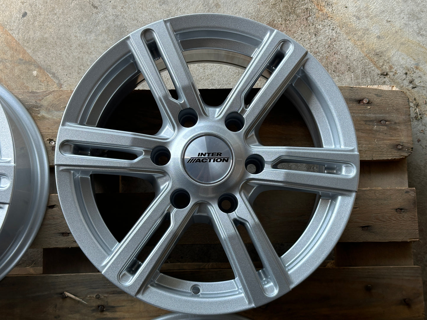 16” Interaction Kargin 6 Spoke - 6x139.7