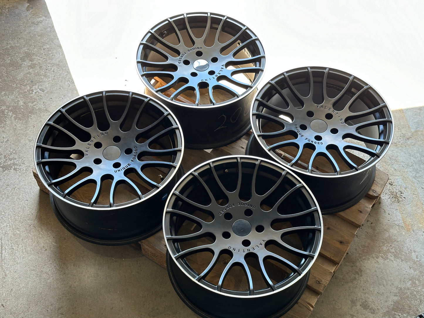 19 Valentinos Wheels - 5x120