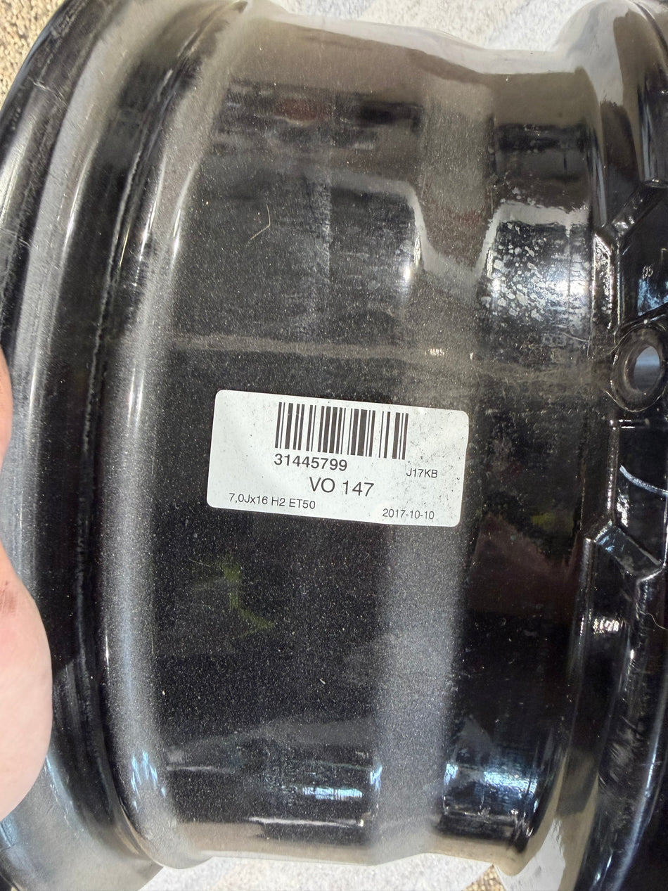 Volvo Original Genam 7x16 ET50 31470767 31445799 Glossy Black Diamond Cut
