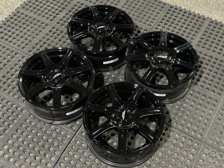 Inter Action Sirius Gloss Black 15x6 ET42 5x114.3 67.1