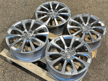 Audi Original 18" Chrome Silver - 8P0071498A