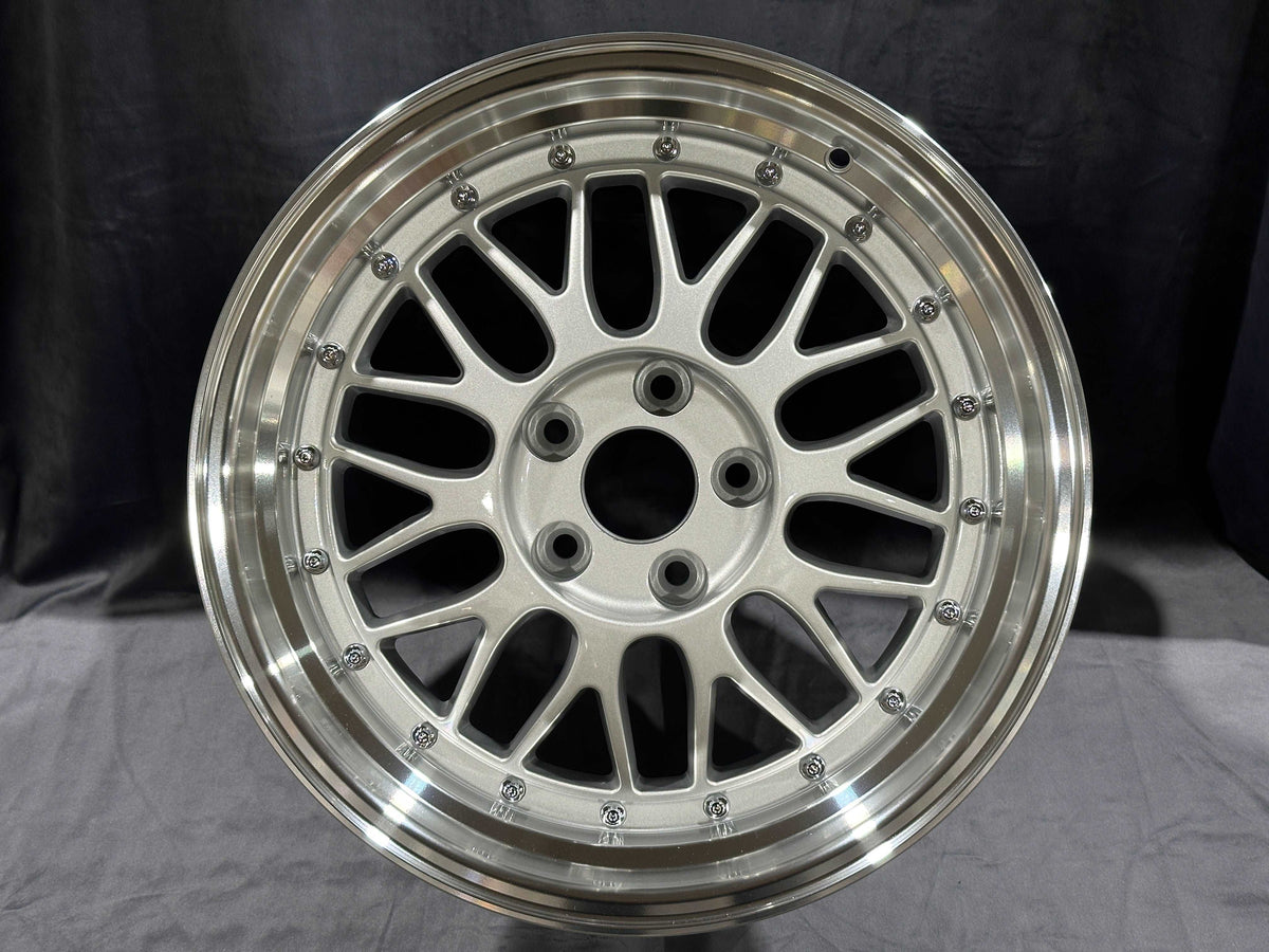 17" 885 LeMans Silver/Polished - 5x112