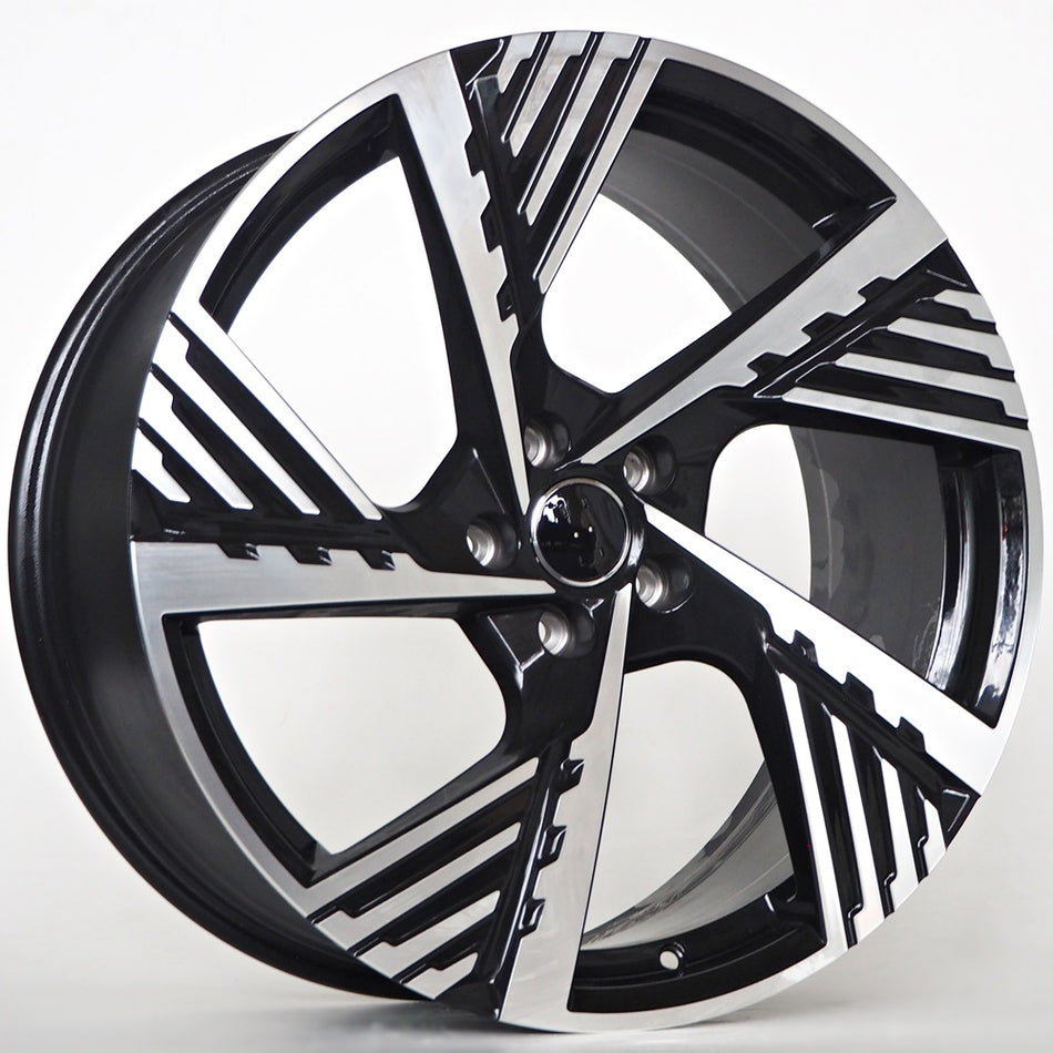 Ratlankis Parker 8X19 5X112 ET45 66,45 BFM