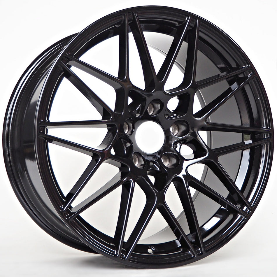 Ratlankis Rivali 8X18 5X120 ET35 72,6 Gloss Black